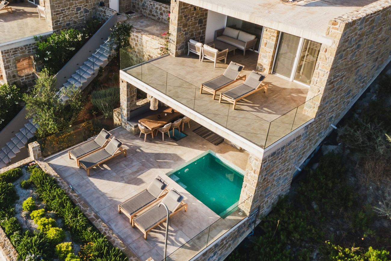 gialova-hills-luxury-villa-with-private-pool-seaview-garden